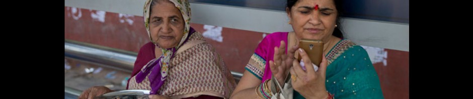 Todos los móviles de la India tendrán un Botón del Pánico: ¿qué es y para qué sirve?