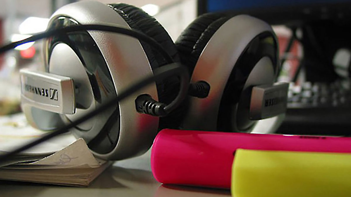 Ponte los auriculares: +10 horas de música para trabajar súper tranquilo