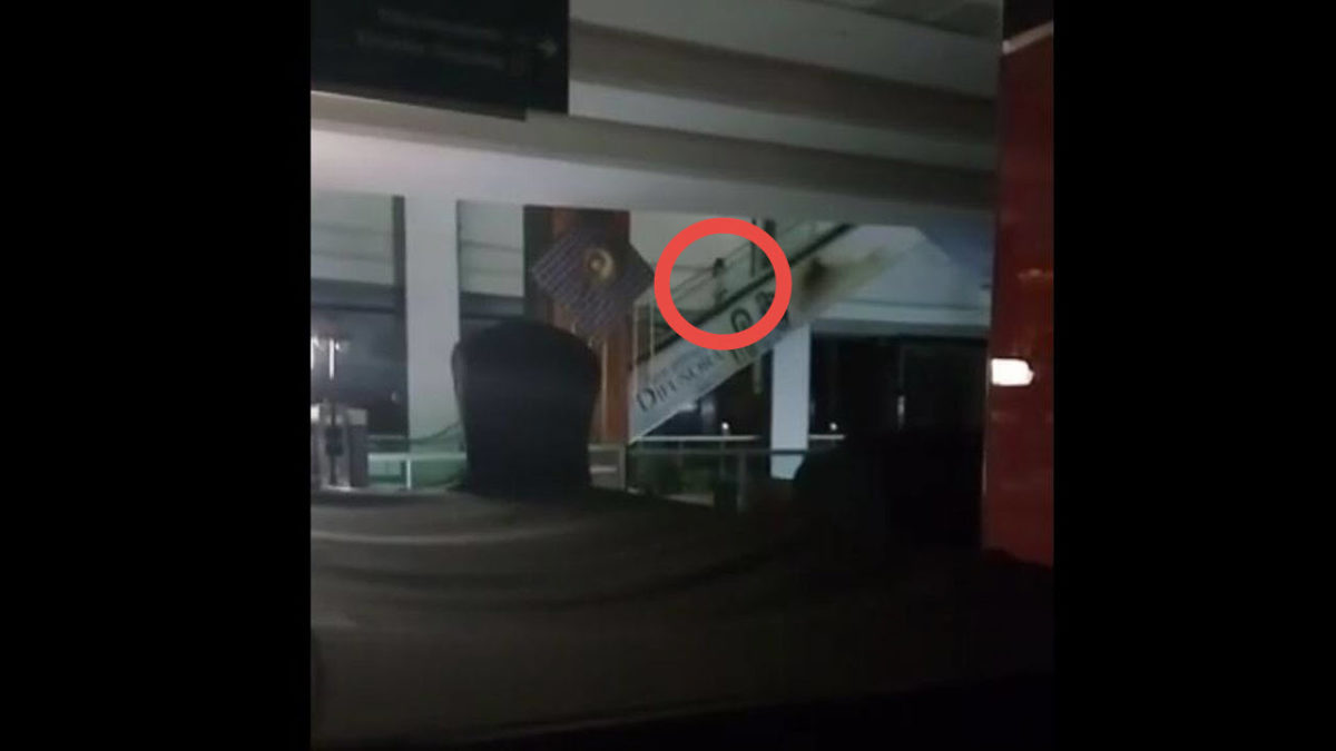 Vídeo viral: ¿El fantasma de un niño en un centro comercial… o algo más?