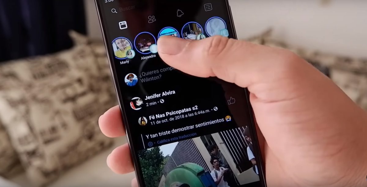 Facebook experimenta con el modo oscuro en Android