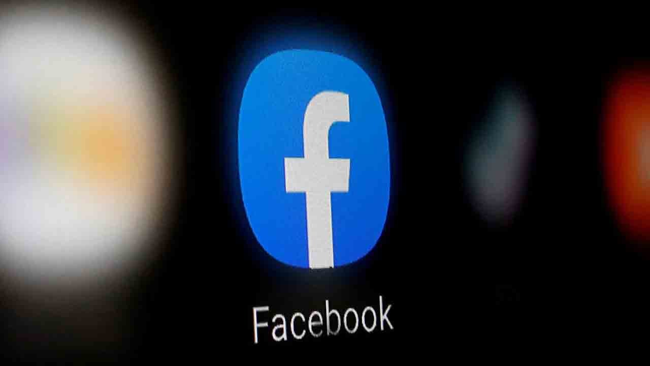 Facebook lanza las salas de audio en directo y podcast