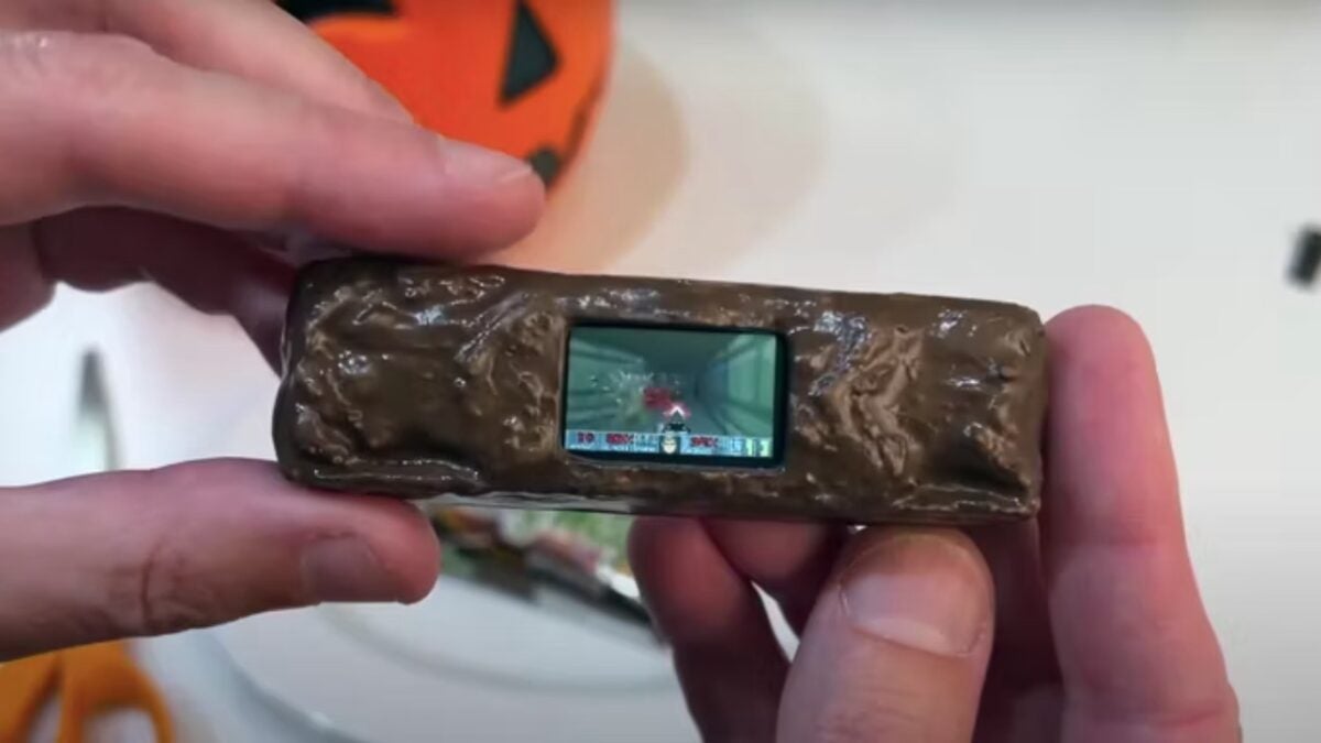¿Quieres jugar a Doom en una barra de chocolate? Ahora, puedes
