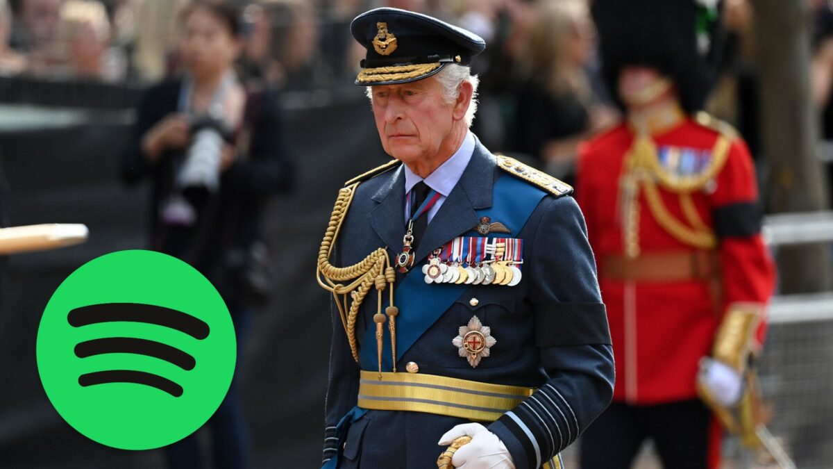 Carlos III y la lista de música de Spotify