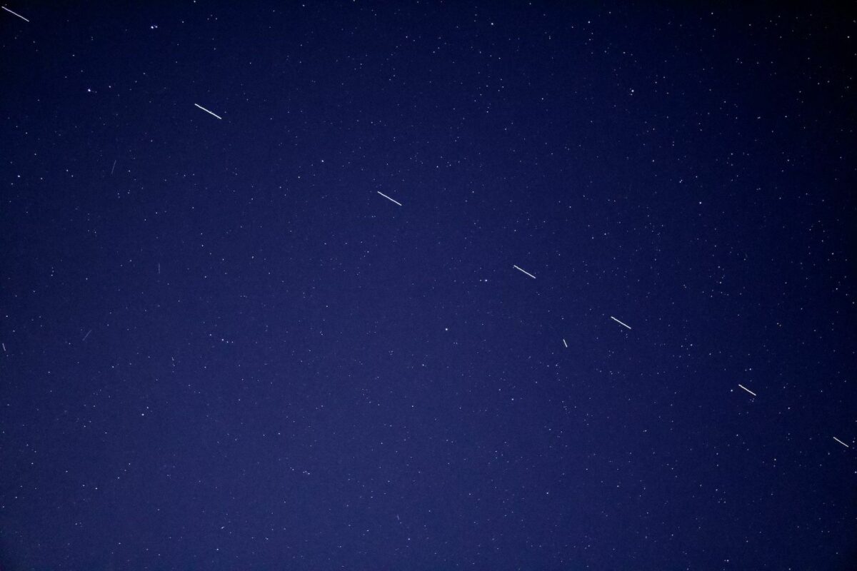 Adivina quién es el nuevo competidor de Starlink