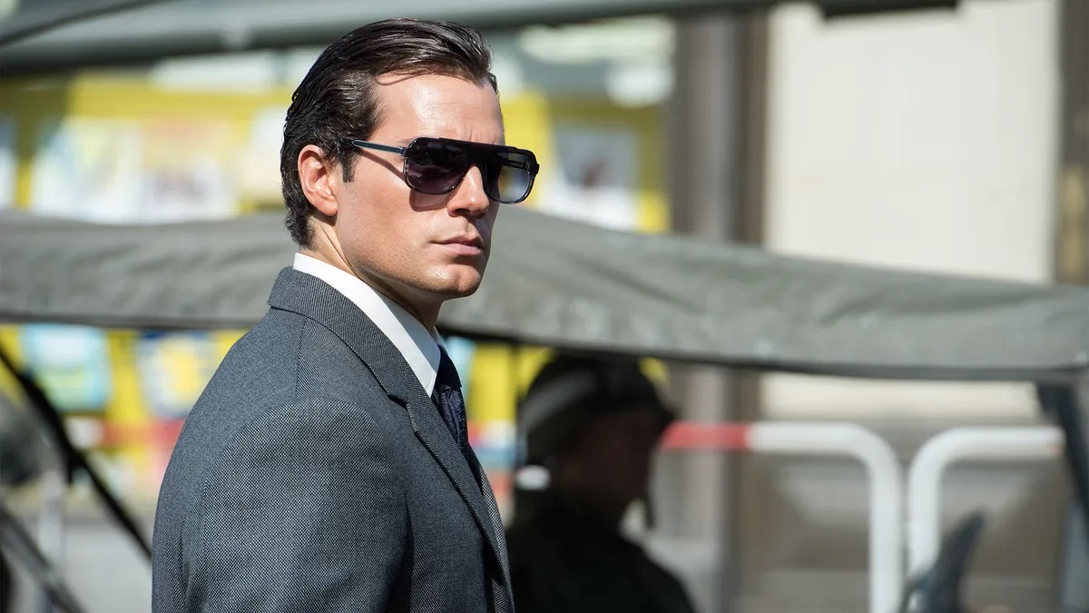 Henry Cavill como James Bond
