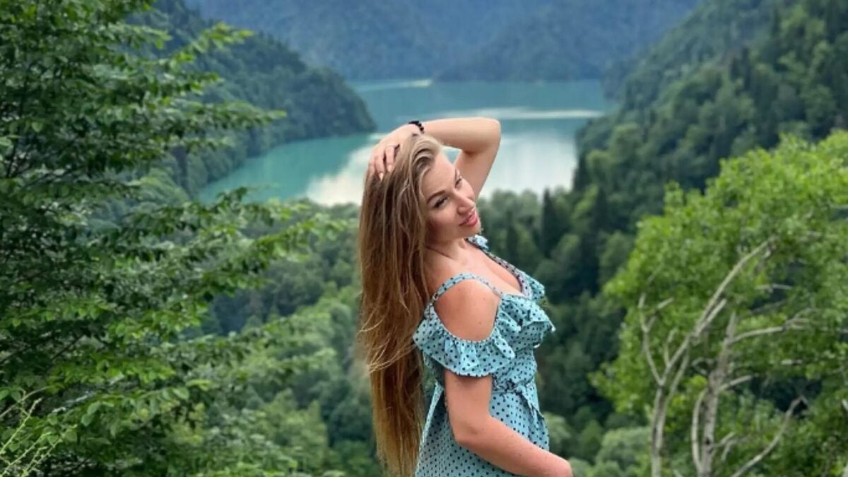 Una influencer cae por un puente mientras se hacía un selfie. Y no es la primera…