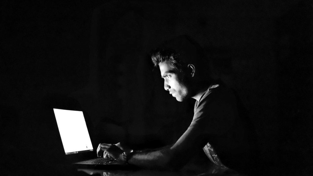 How do I know if somebody is stealing my photos?