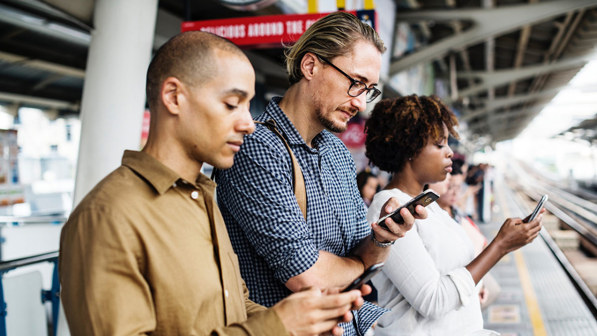 5 tips for saving data on iOS and Android