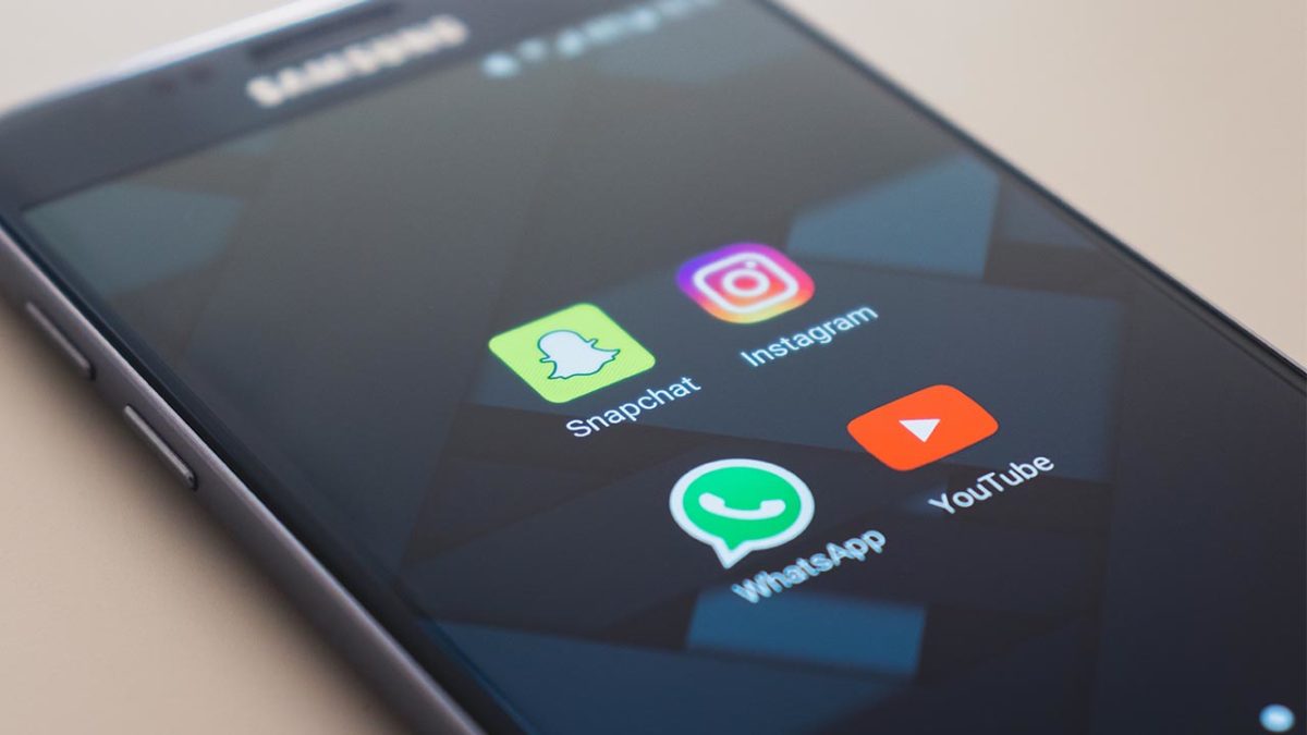 whatsapp group calls ios