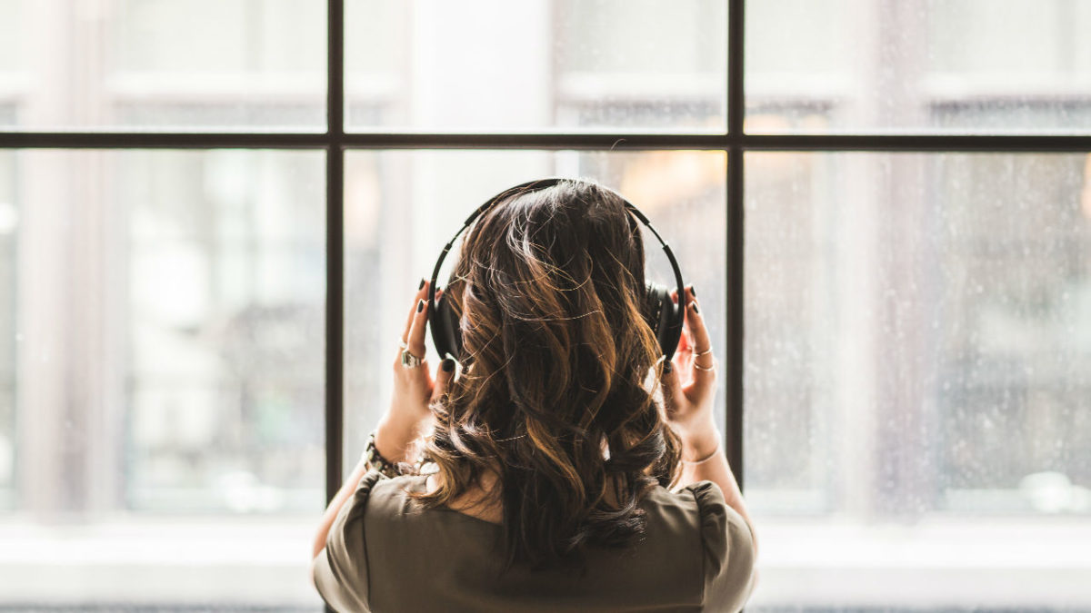 How to use music to be more productive and creative