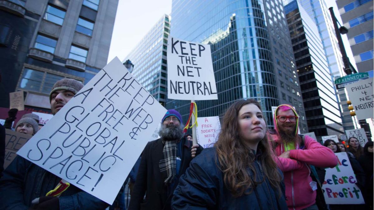 Net neutrality voted to return (maybe)