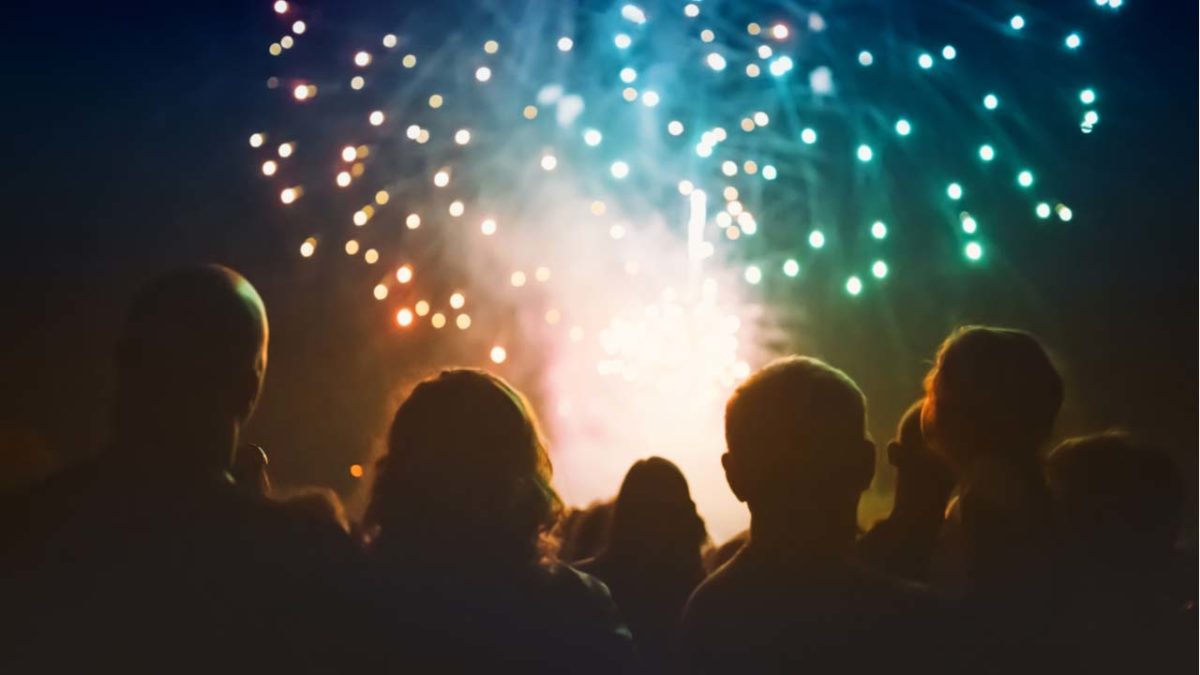 How to take the best pictures of fireworks with your phone