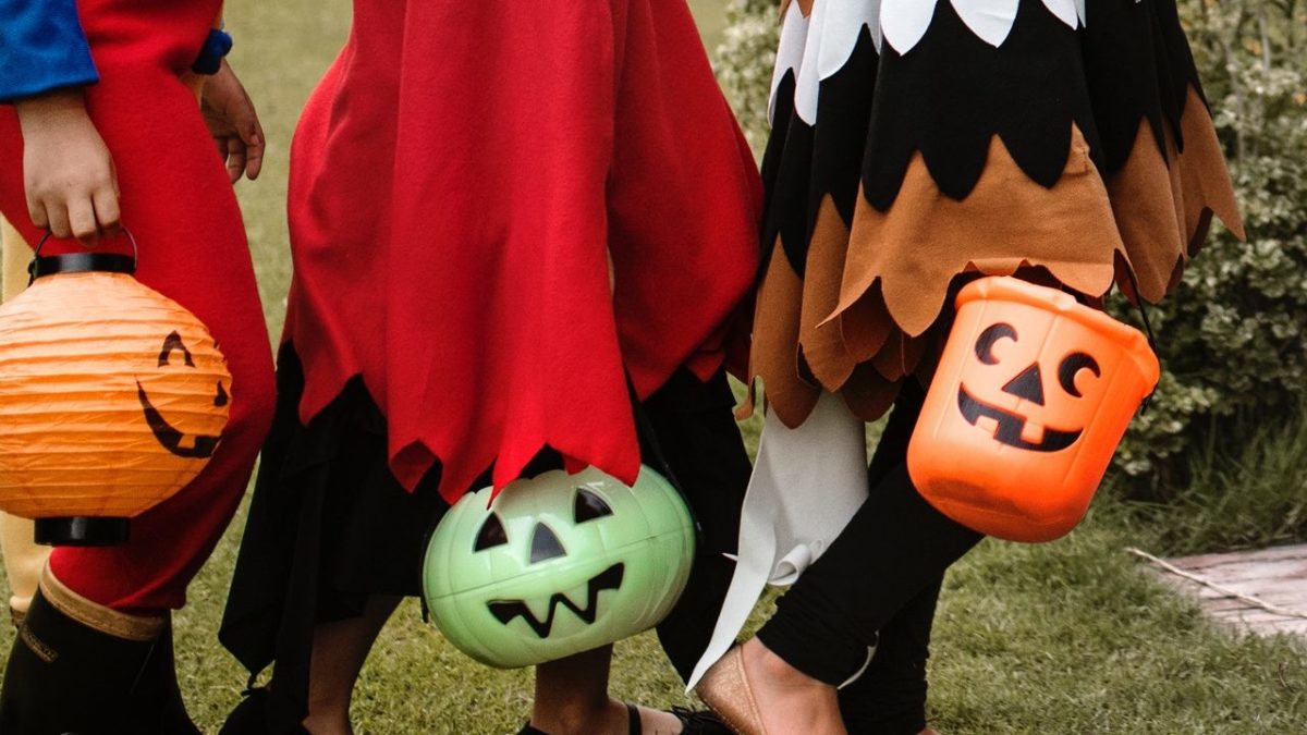 How to make your own costume for Halloween or cosplay