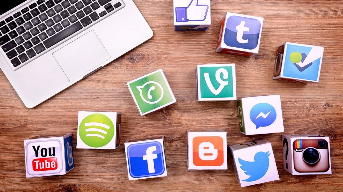 The Negative Effects of Heavy Social Media Use