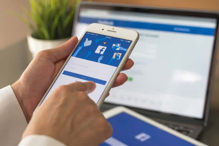 Facebook on pc, mobile