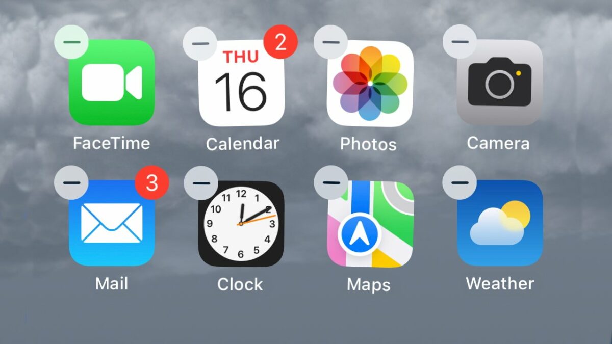 Removing the search button on iOS 16