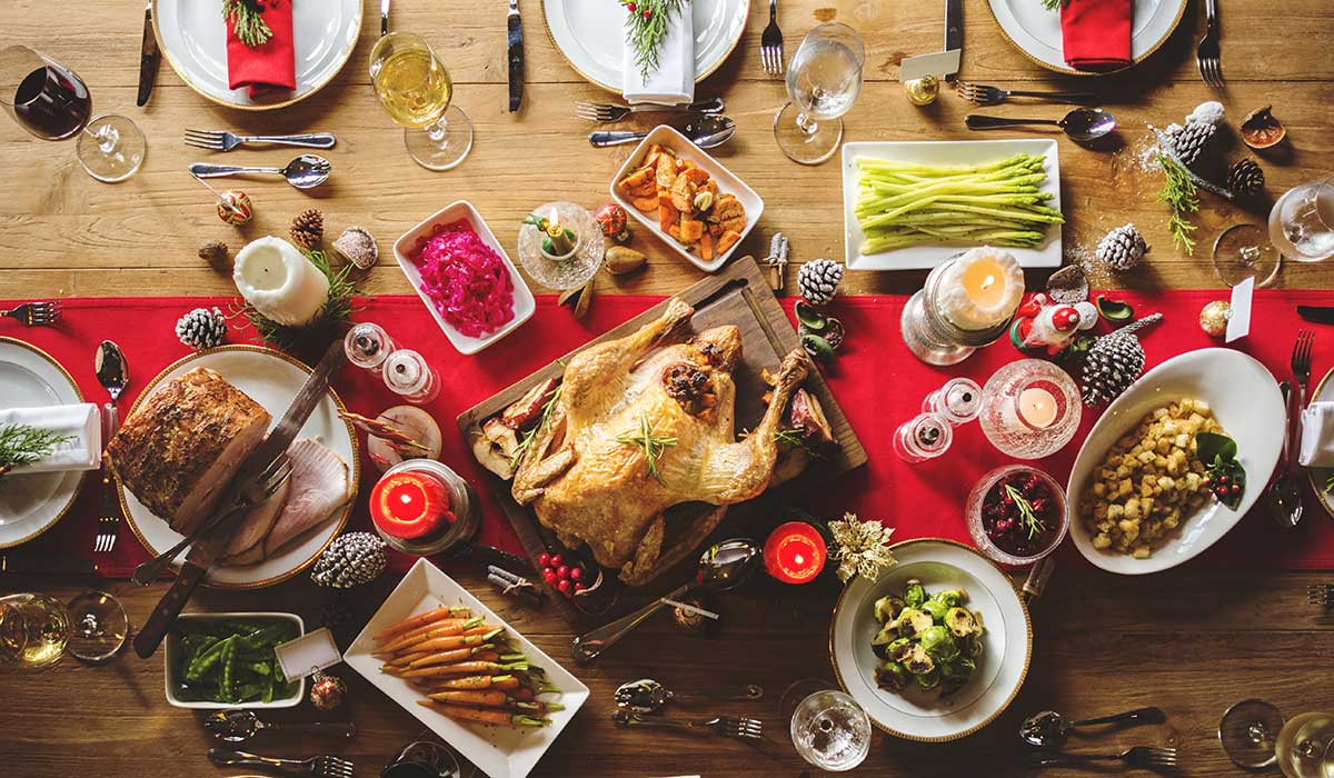 Know the Calories Behind Christmas Dishes