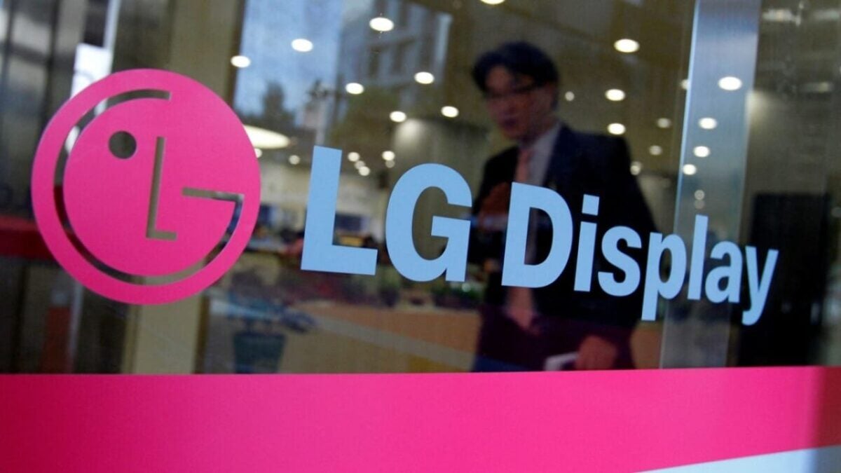 Revolutionizing Your Living Room: Samsung and LG’s Groundbreaking Partnership