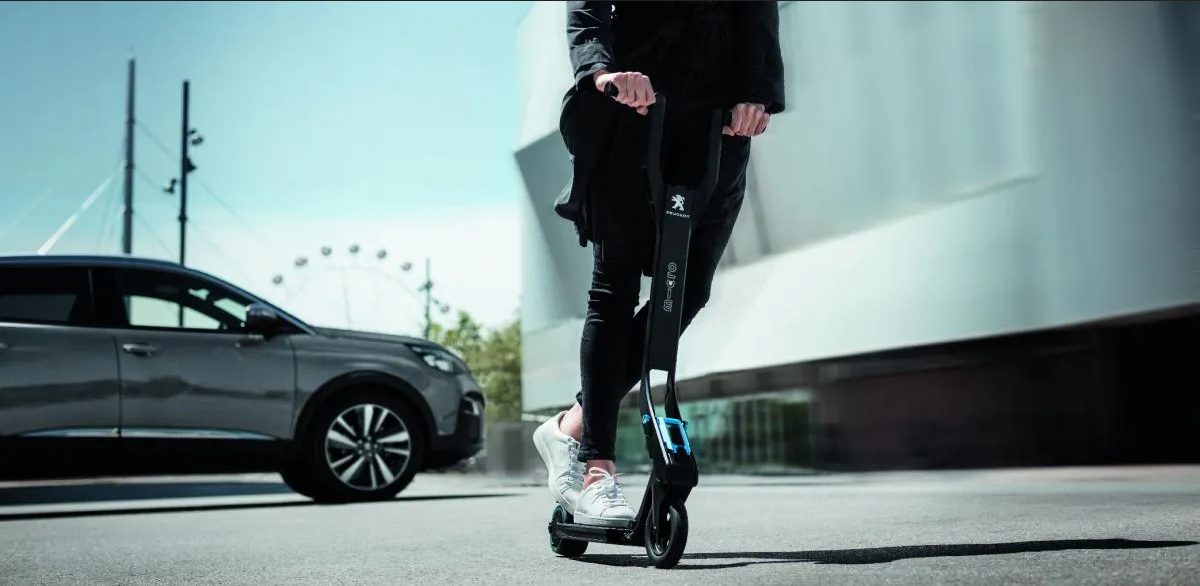 No es GTA 6: un patinete a 100km/h es perseguido por la policía