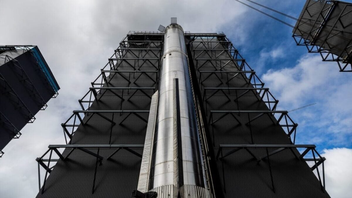 Unmatched Elegance and Power: The Most Stunning Rocket Launch in History