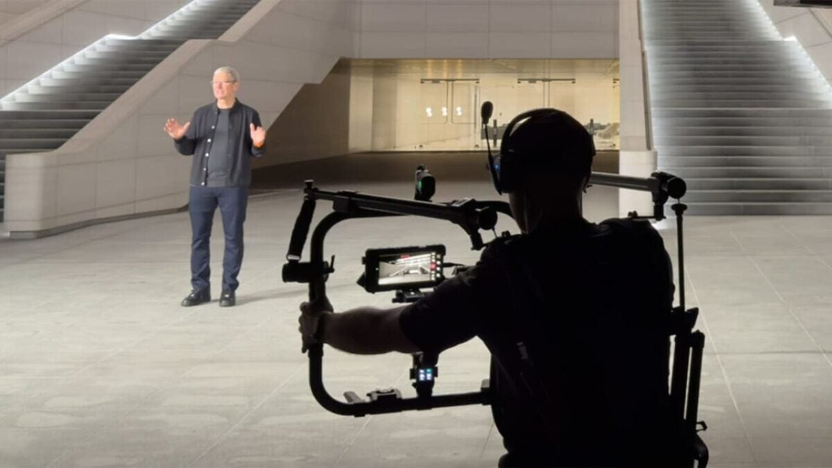 “Event recorded with an iPhone 15 Pro” … and a film crew worth hundreds of thousands of dollars