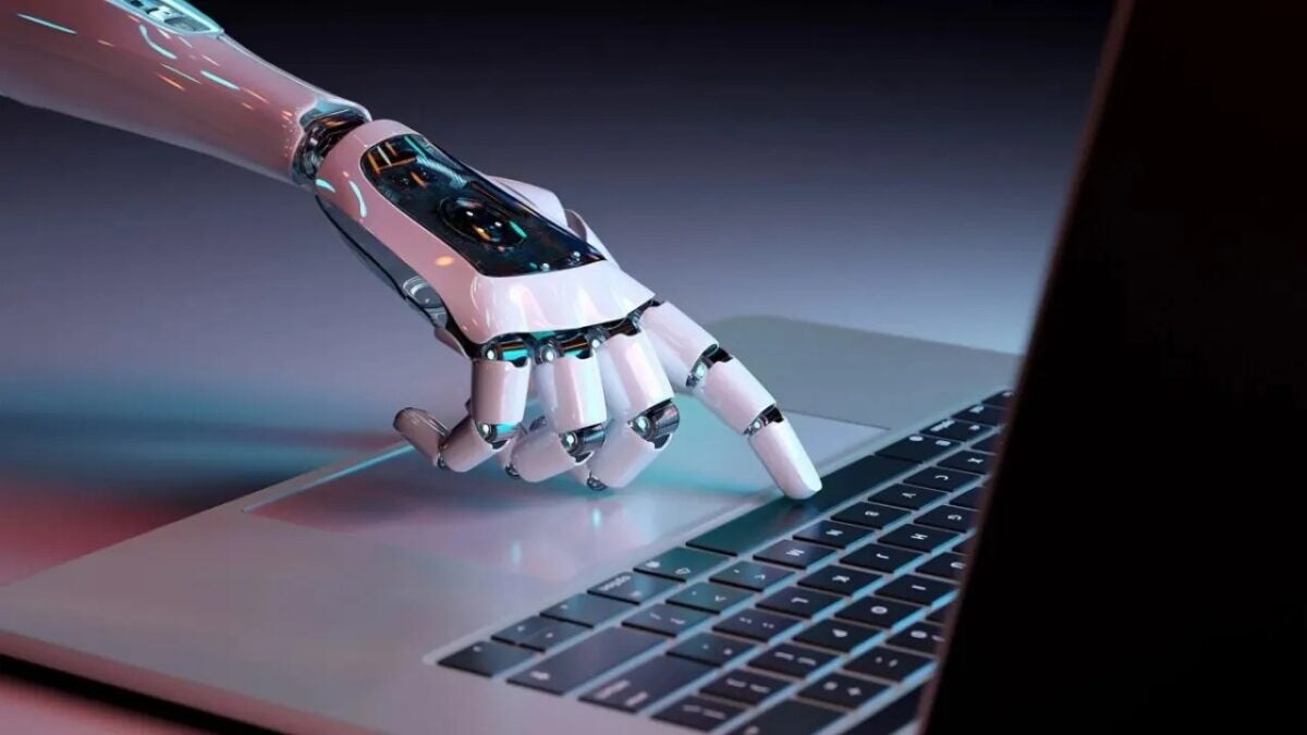 AI is making a strong impact on the English dictionary, although it also makes clear the dangers it entails