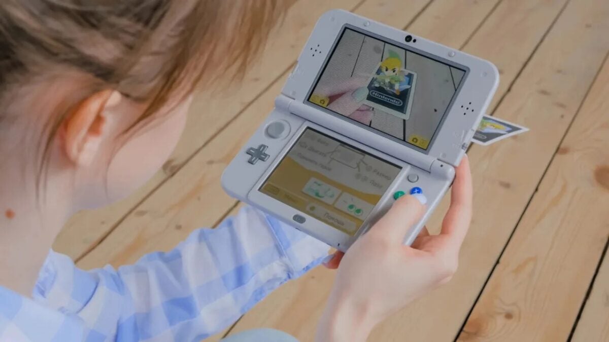 Nintendo doesn’t bring gifts for Christmas: instead, it takes away the internet from two of its most beloved consoles