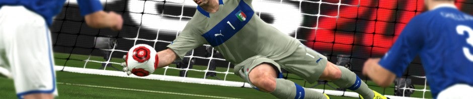 Su PES 2014 splende sempre il sole. Niente pioggia, e mancano molti stadi europei