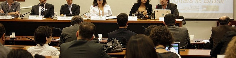 Governo brasileiro financiará games e apps de utilidade pública