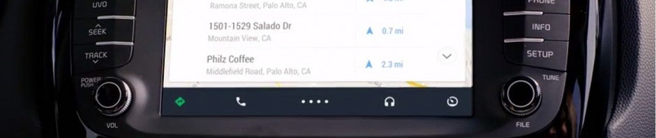 Google I/O 2014: Android Auto soll die Sicherheit im Fahrzeug verbessern