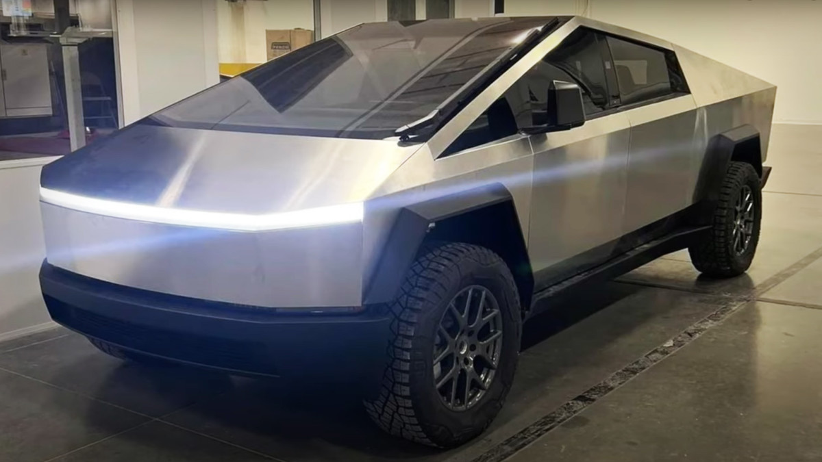 Die Reparatur des Scheibenwischers eines Tesla Cybertrucks wird mehr kosten als ein Motorrad