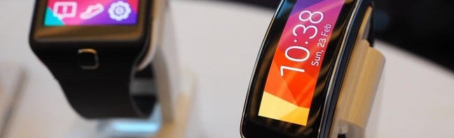 Samsung Gear Fit, Sony SmartWatch 2: Le résumé vidéo de la troisième journée du MWC 2014