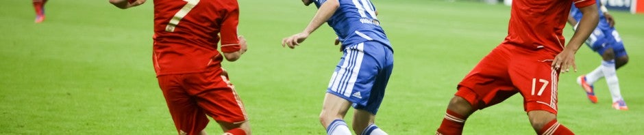 FIFA 15 pourrait perdre les droits de la Bundesliga face à PES 2015