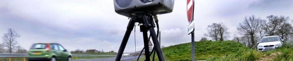 Son groupe Facebook antiradars le pousse devant la justice française