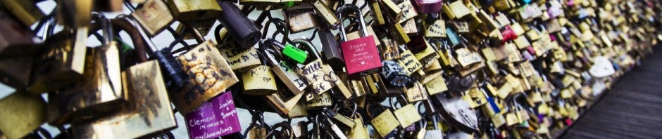 Libérez les ponts de Paris en créant des cadenas virtuels avec Lovlkr