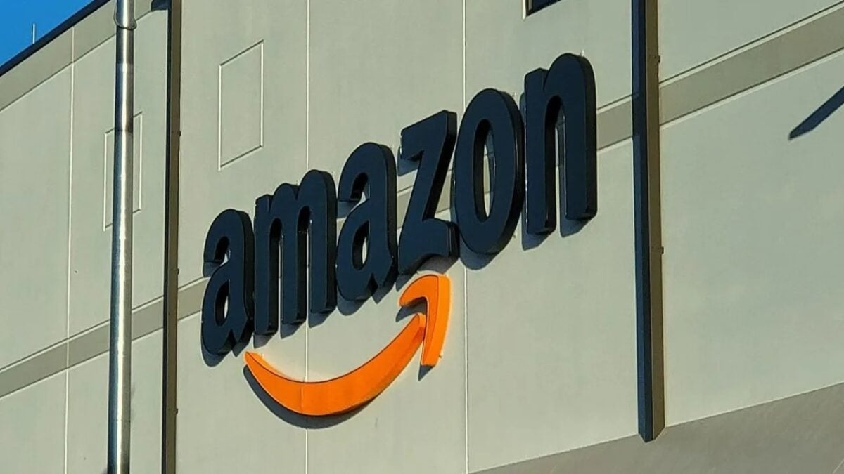 Logo y sede Amazon