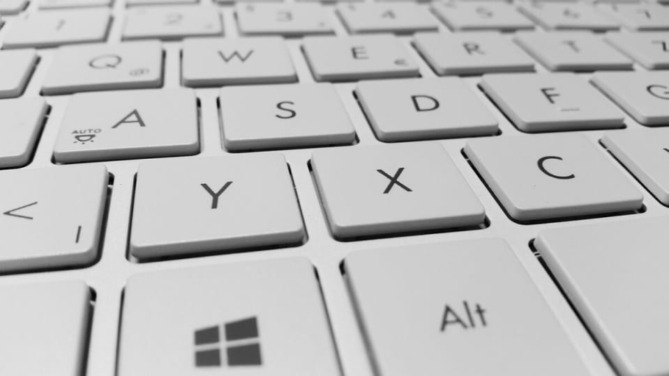 Cómo cambiar el idioma de tu teclado (PC y Mac)