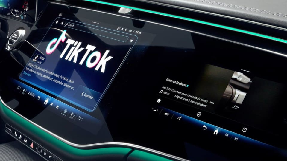 TikTok a todo gas: la app de vídeos cortos se integrará en el nuevo Mercedes Benz Clase E