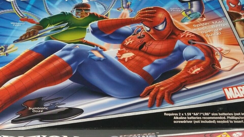 ¡Spiderman, operado por el Doctor Octopus a vida o muerte! Bueno, en una versión loquísima de un juego de mesa clásico
