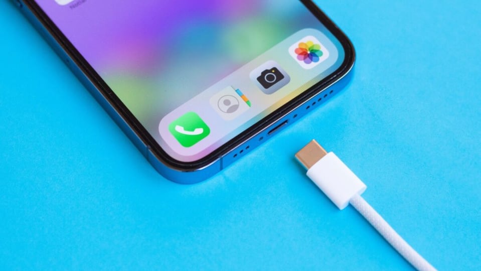 El iPhone 15 tendrá una carga más rápida, pero solo si usas un cable USB-C  de Apple, Ming-Chi Kuo, Made for iphone, españa, méxico, USA, TECNOLOGIA