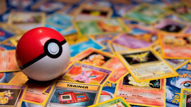 El juego de cartas de Pokémon, prohibido para los adultos en Japón… ¡Al menos en una tienda!