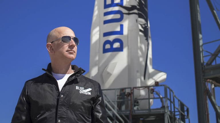 “No eres tú, soy yo”: Jeff Bezos quiere romper su relación con Sierra Space