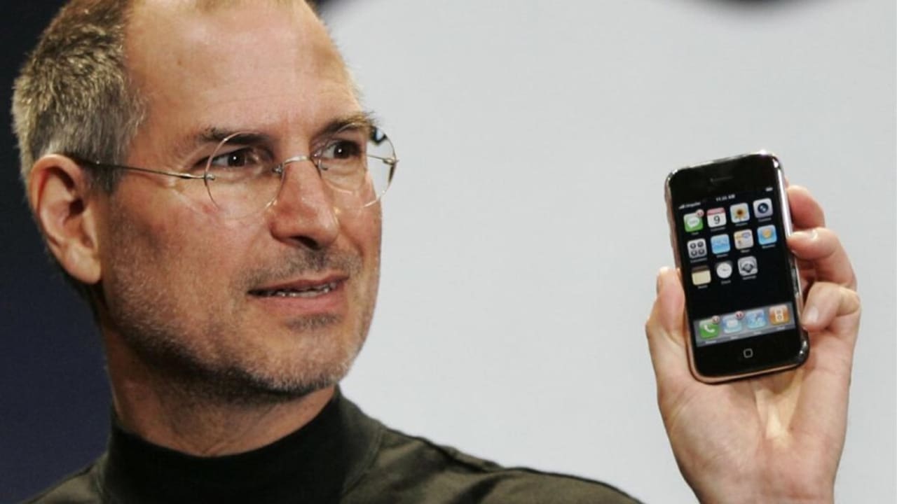 ¿Sabes cuánto costó el primer iPhone de la historia? Descúbrelo aquí