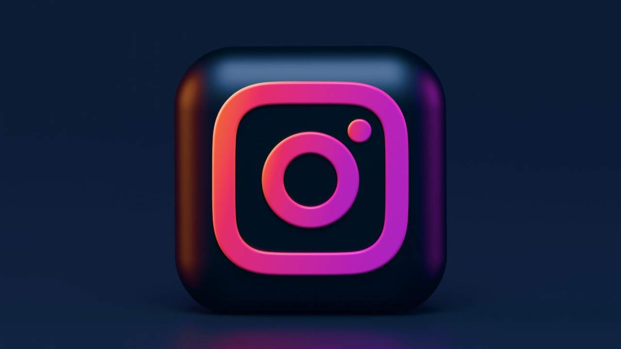 What is INSTAGRAM and how it works