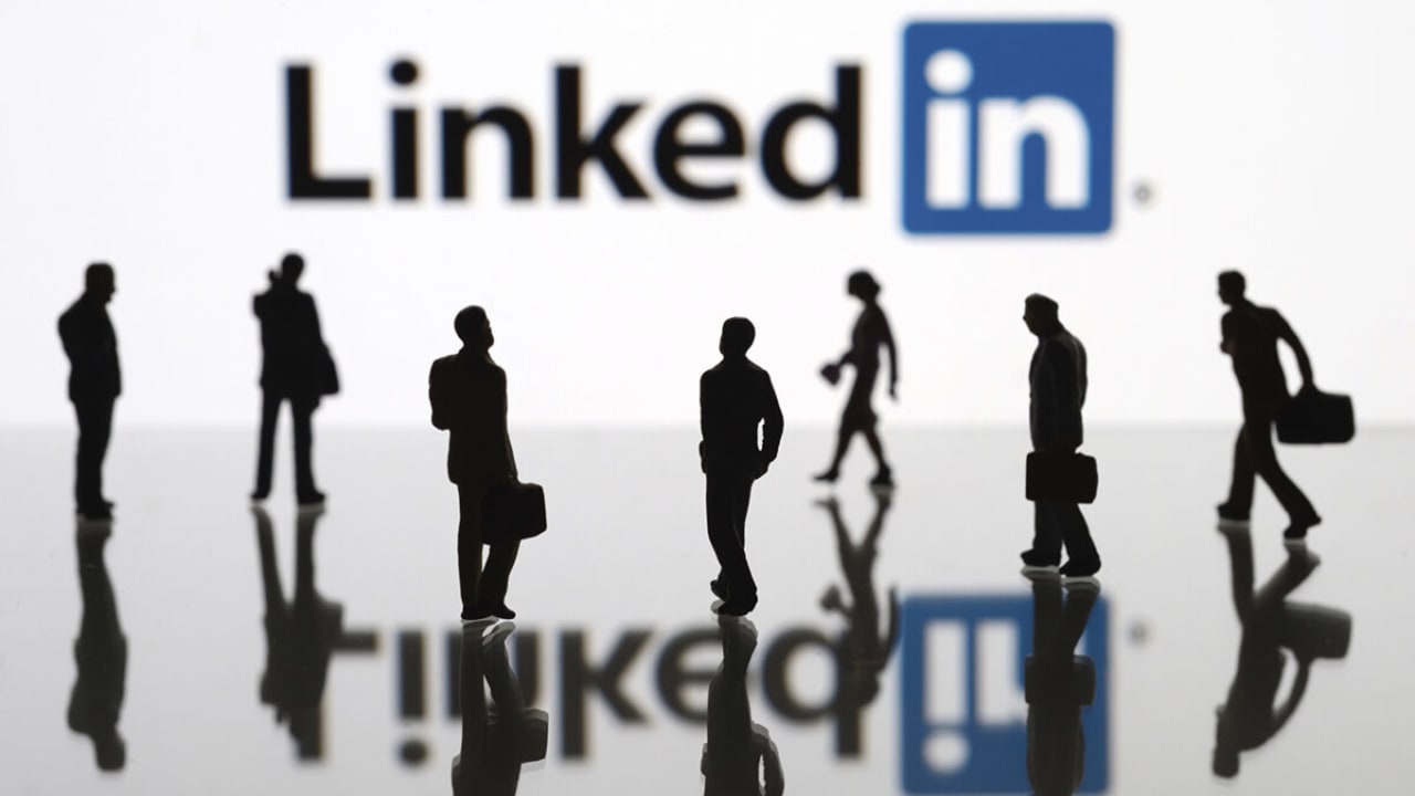 LinkedIn Unveils New AI Tools to Streamline Job Searches for Professionals and Companies