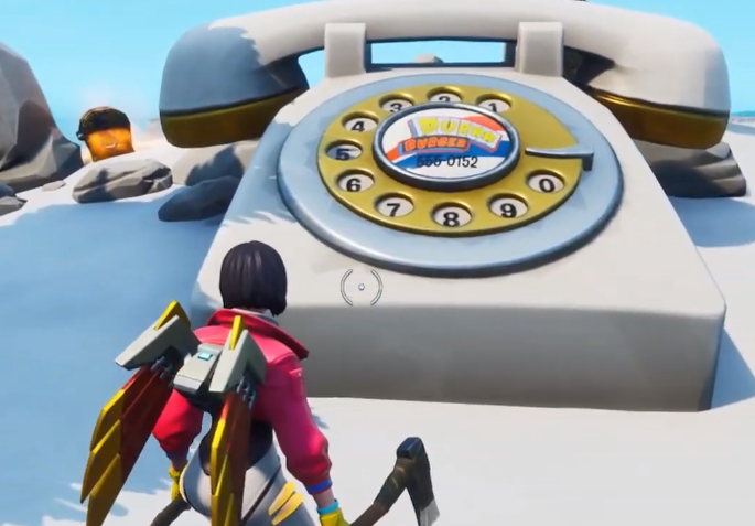 Telefono-gigante Fortnite