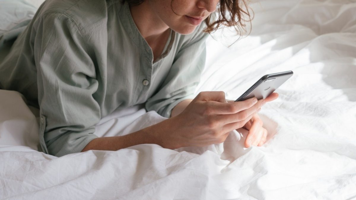 Efectos negativos de usar mucho las redes sociales