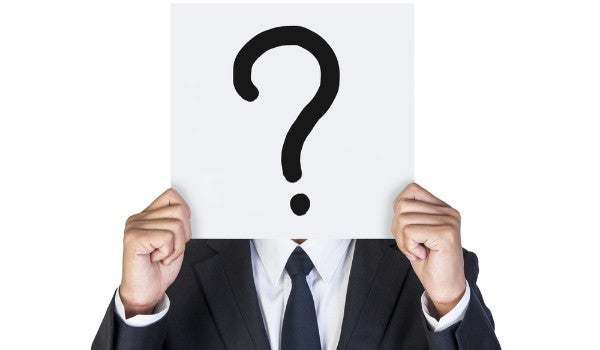 Hombre con símbolo de interrogación