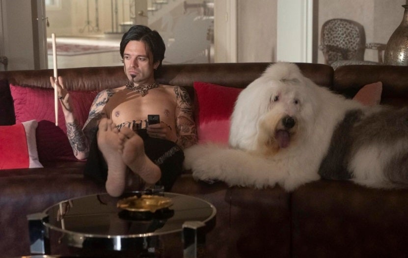 Sebastian Stan como Tommy Lee en Pam y Tommy