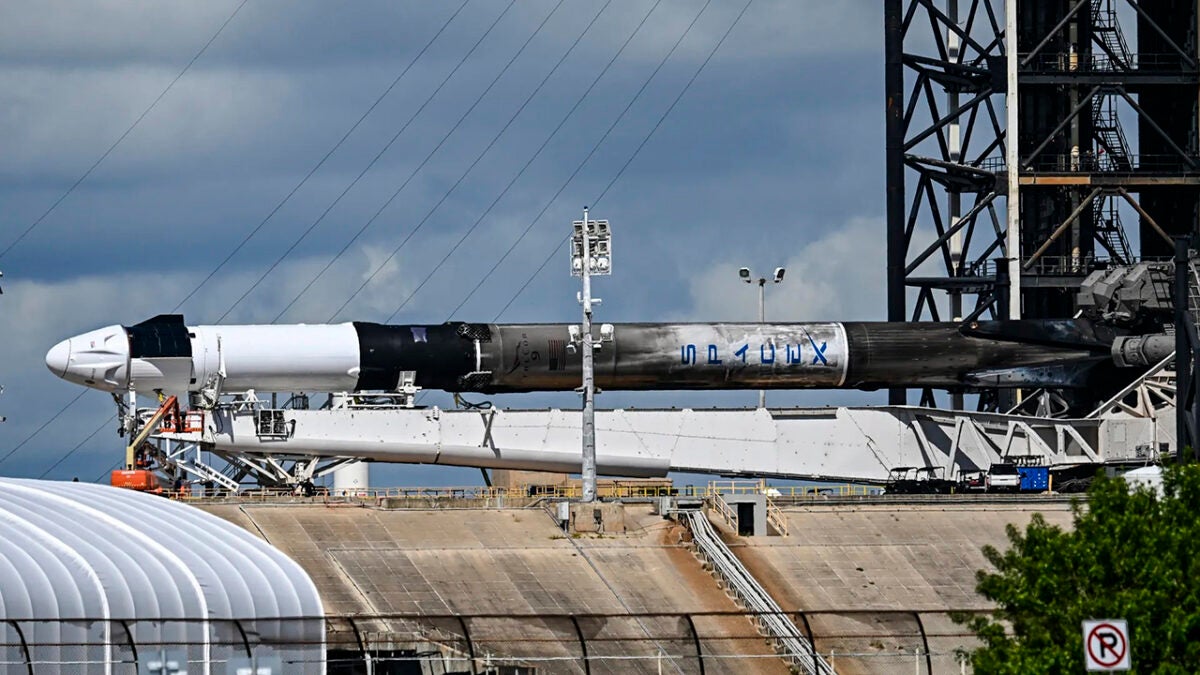 El Falcon 9 de SpaceX se queda en tierra hasta nuevo aviso: ¿qué ha pasado?